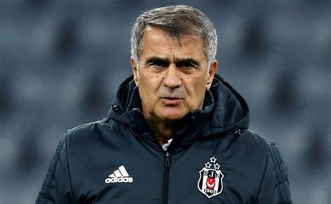 Beşiktaş’ın Teknik Direktörü Sezon Sonunda Devam Edecek mi?